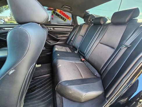 Used 2019 Honda Accord Sport image 13