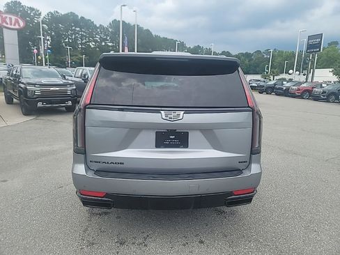 Certified 2024 Cadillac Escalade Sport Platinum w/ LPO, ONYX Package AWD/4WD image 6