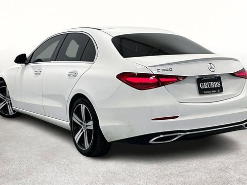 Used 2022 Mercedes-Benz C 300 Sedan image 11