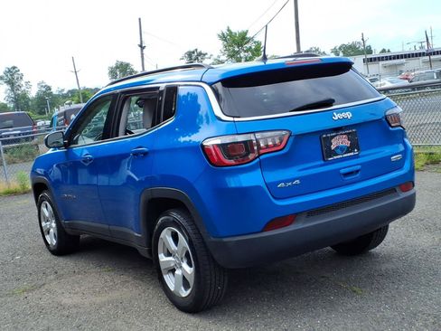 Used 2019 Jeep Compass Latitude w/ Popular Equipment Group AWD/4WD image 4
