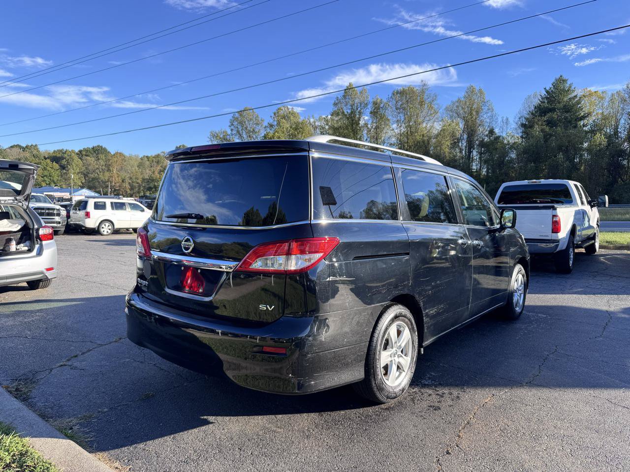 Used 2017 Nissan Quest SV FWD image 5