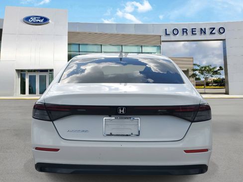 Used 2023 Honda Accord EX image 6