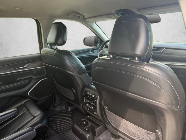 Used 2021 Jeep Grand Cherokee L Limited RWD image 23