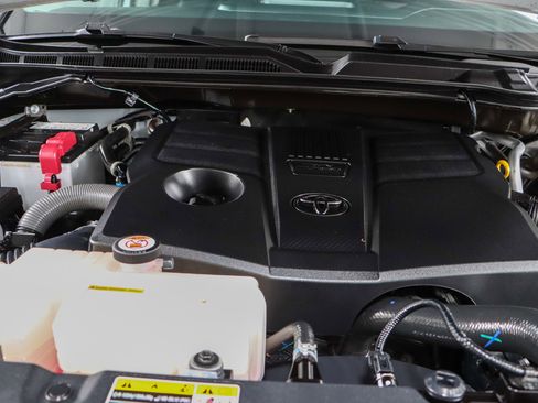 Used 2024 Toyota Tundra SR5 w/ SR5 Premium Package image 30