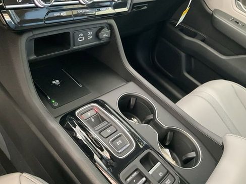 New 2025 Honda Pilot EX-L image 12