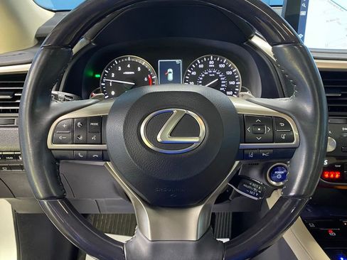 Used 2022 Lexus RX 450h AWD w/ Luxury Package image 18