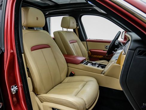 Used 2019 Rolls-Royce Cullinan AWD/4WD image 58