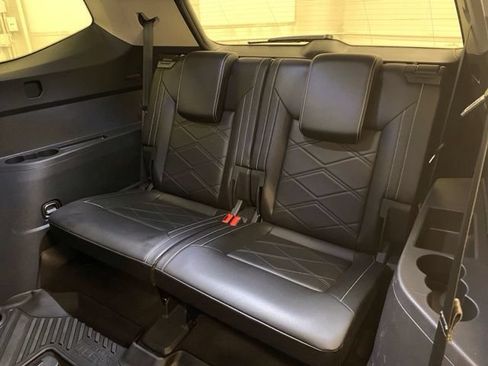 Used 2024 Volkswagen Atlas SE AWD/4WD image 24