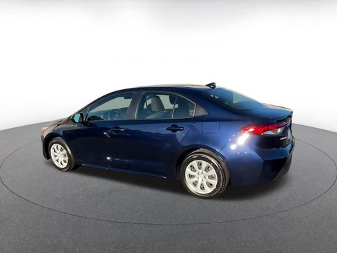 Used 2025 Toyota Corolla LE image 10