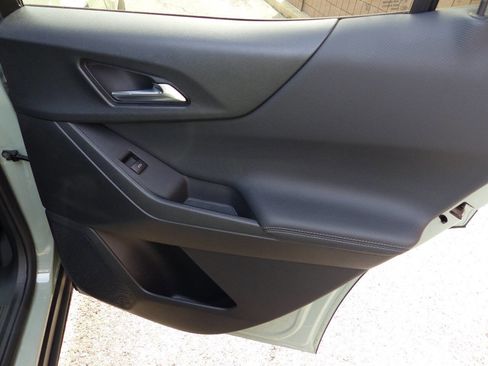 Used 2026 Chevrolet Equinox LT w/ Convenience Package II image 34