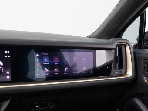 Certified 2026 Porsche Cayenne GTS image 10