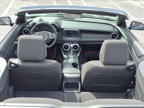 Used 2021 Chevrolet Camaro LT image 15