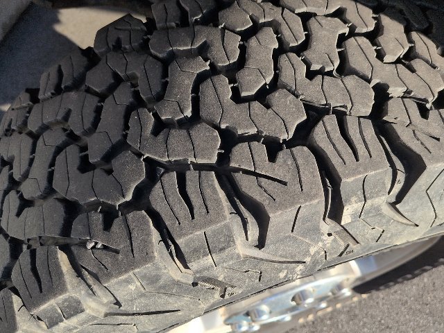 Used 2012 Ford F250 XLT w/ Advanced Security Group AWD/4WD image 8