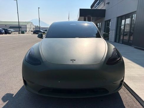Used 2022 Tesla Model Y Performance AWD/4WD image 2