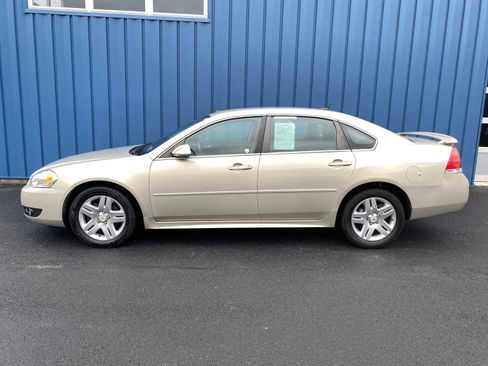 Used 2011 Chevrolet Impala LT image 13