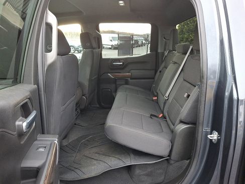 Used 2021 Chevrolet Silverado 1500 RST image 10