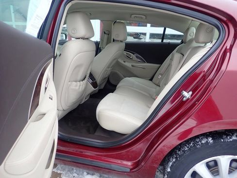 Used 2015 Buick LaCrosse image 14