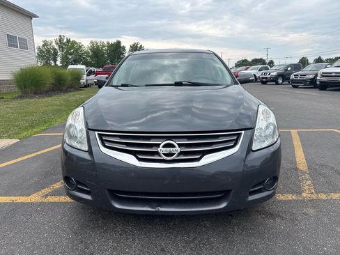 Used 2011 Nissan Altima 2.5 SL w/ 2.5SL Pkg FWD image 3