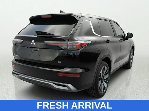 Used 2025 Mitsubishi Outlander SE AWD/4WD image 7