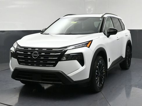 New 2026 Nissan Rogue SV AWD/4WD image 3
