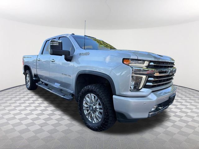 Used 2022 Chevrolet Silverado 2500 High Country AWD/4WD image 3