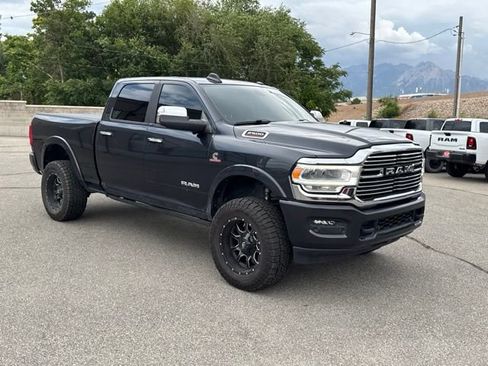 Used 2022 RAM 2500 Laramie AWD/4WD image 9