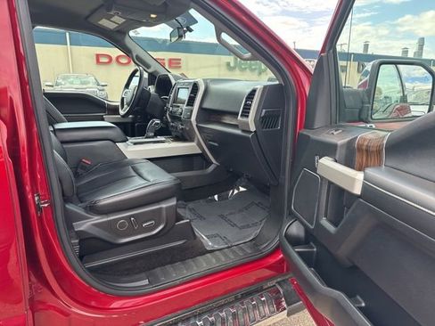 Used 2018 Ford F150 Lariat image 24