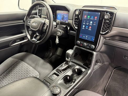 Used 2025 Ford Ranger XLT w/ Trailer Tow Package image 28