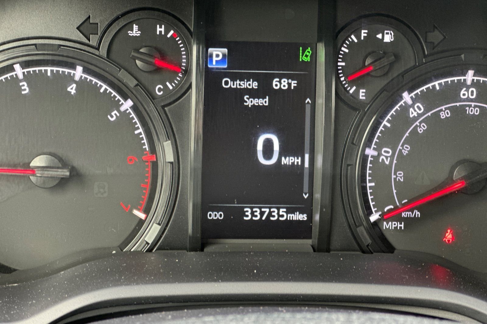 Used 2024 Toyota 4Runner SR5 AWD/4WD image 30
