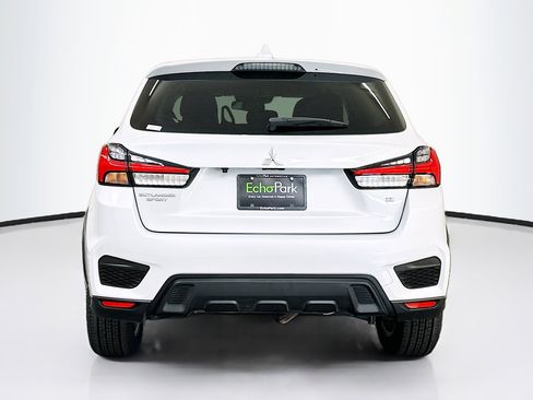 Used 2025 Mitsubishi Outlander Sport SE image 7