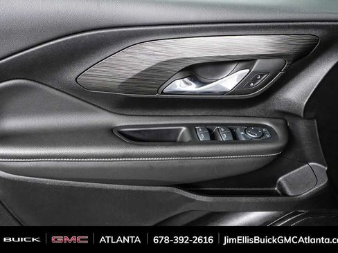 Used 2024 GMC Terrain SLE FWD image 6
