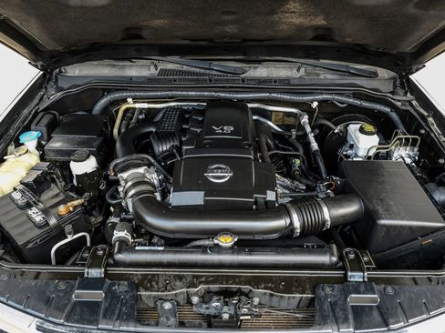 Used 2018 Nissan Frontier SV RWD image 47