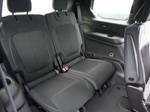 New 2026 Jeep Grand Cherokee L 4WD image 17