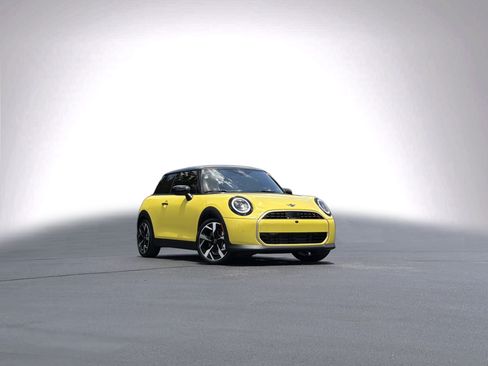 New 2026 MINI Cooper S FWD image 2