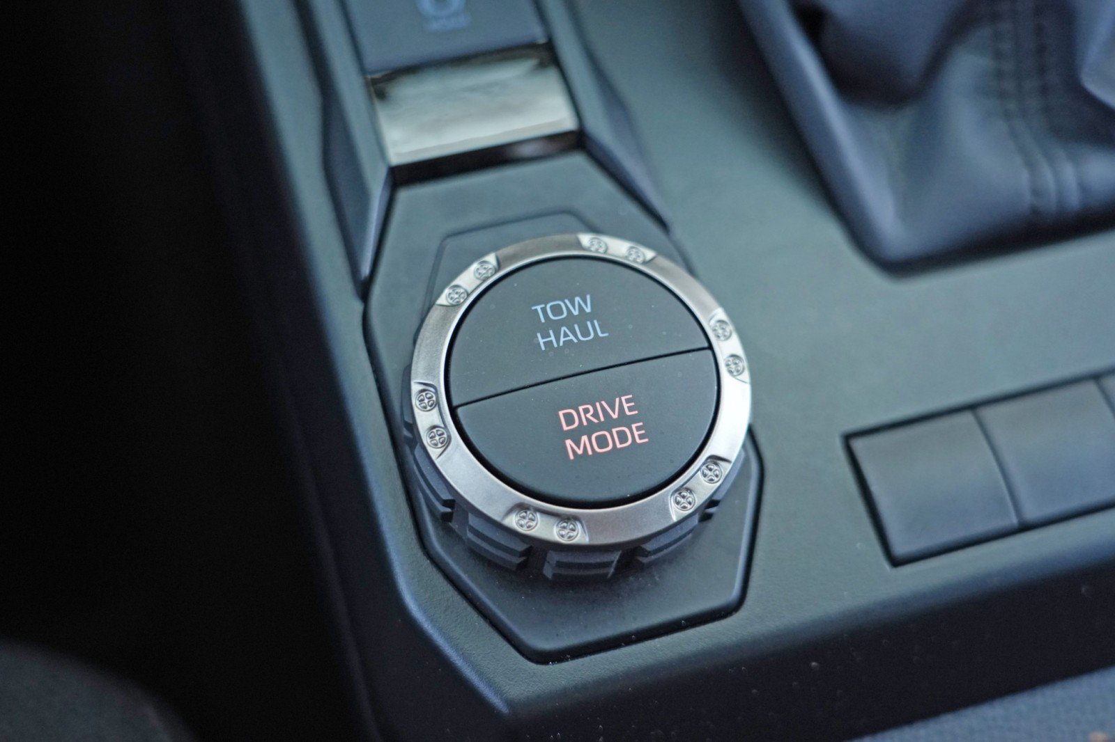 Used 2025 Toyota 4Runner SR5 RWD image 30