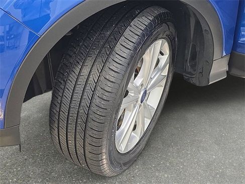 Used 2018 Ford Escape SE image 31