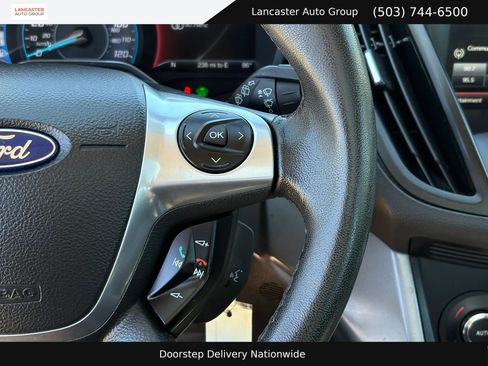 Used 2015 Ford C-MAX SE w/ Equipment Group 203A FWD image 13