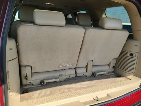 Used 2011 Chevrolet Tahoe LT AWD/4WD image 12