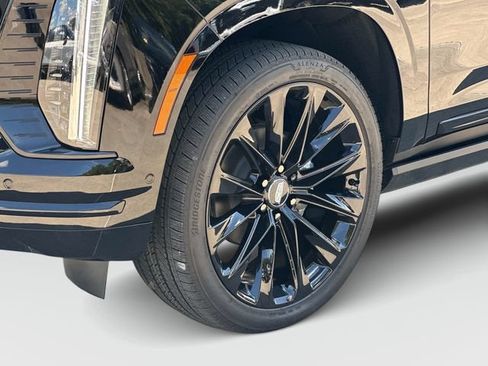 New 2026 Cadillac Escalade ESV Platinum Sport w/ LPO, ONYX Package AWD/4WD image 17