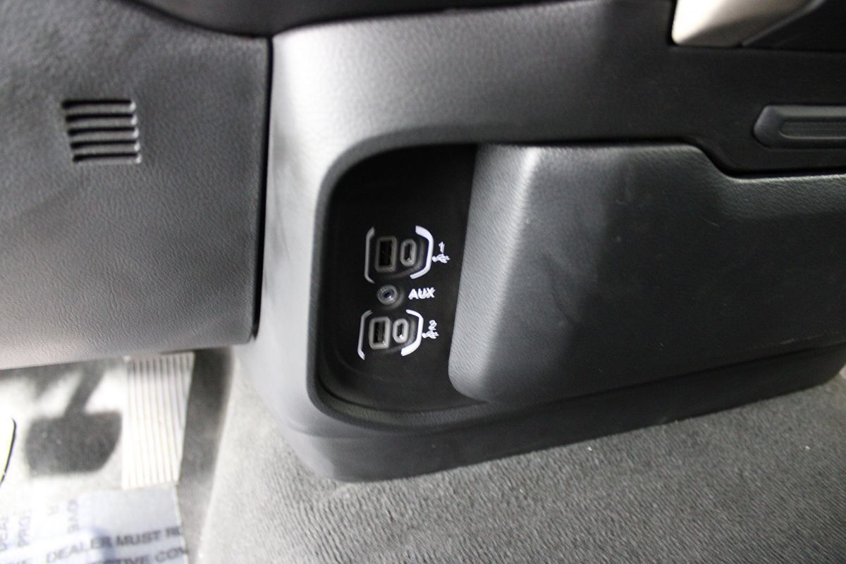 Used 2022 RAM 1500 Laramie RWD image 26
