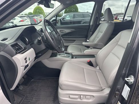 Used 2023 Honda Ridgeline RTL-E image 9