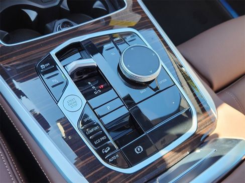 New 2026 BMW X5 xDrive40i image 18