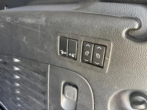 Used 2019 GMC Yukon XL SLT AWD/4WD image 23