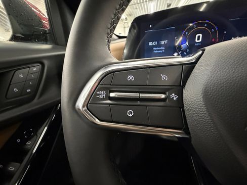 New 2026 Chevrolet Equinox ACTIV w/ Convenience Package III AWD/4WD image 16