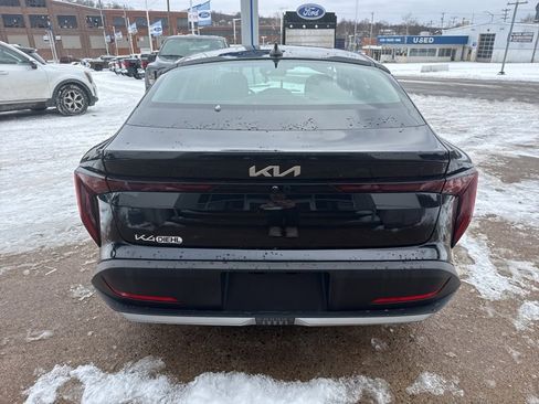 Certified 2025 Kia K4 EX image 6