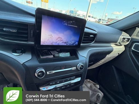 Used 2020 Ford Explorer XLT w/ Equipment Group 202A image 25