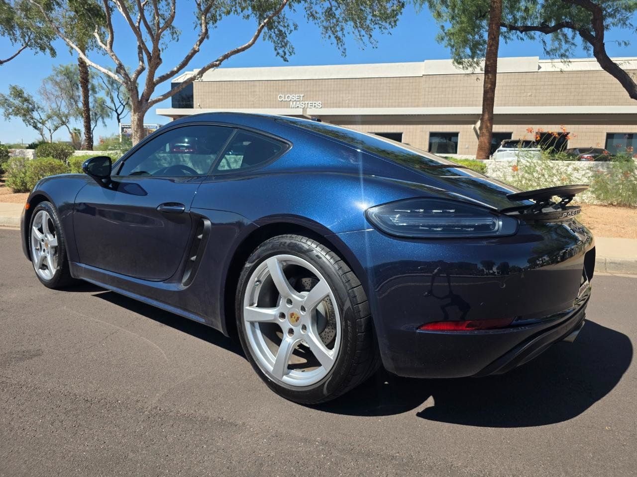 Used 2018 Porsche 718 Cayman RWD image 6