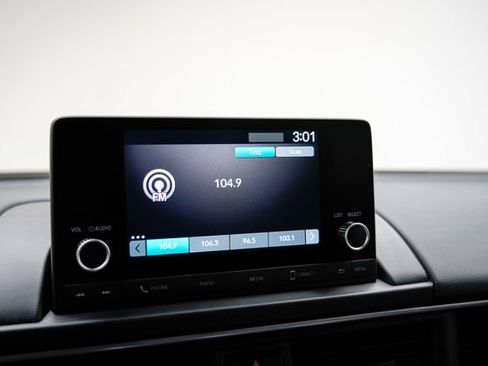 Certified 2025 Honda Pilot Sport image 13