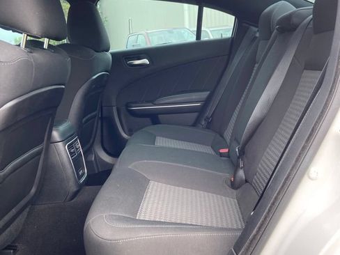 Used 2019 Dodge Charger Scat Pack RWD image 12