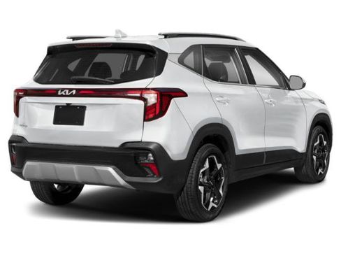 Used 2024 Kia Seltos EX AWD/4WD image 2